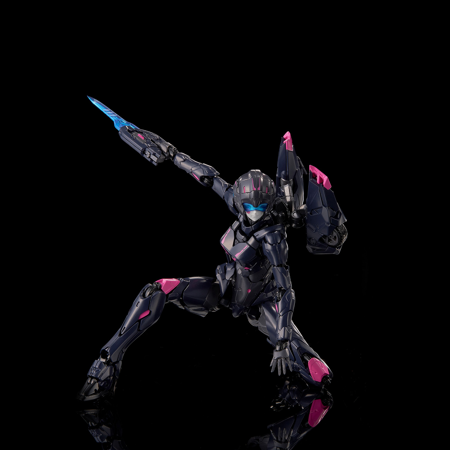 [Furai Model] Black Arcee